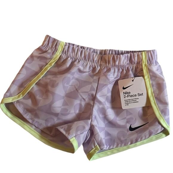 Nike Baby Girl Matching Shorts & Crew Neck Logo Tee Set  Sz 12 M NWT - Picture 5 of 8